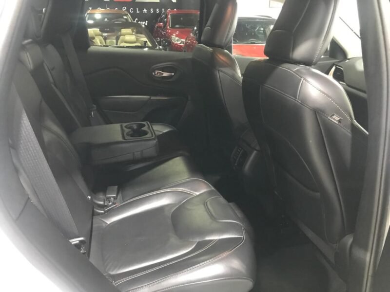 2019 Jeep Cherokee 3.2L Limited For Sale In KZN
