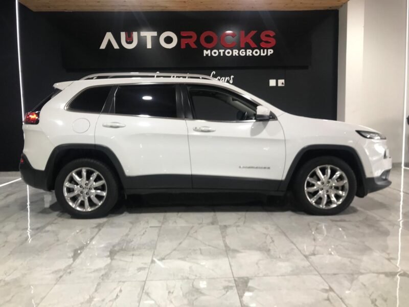 2019 Jeep Cherokee 3.2L Limited For Sale In KZN