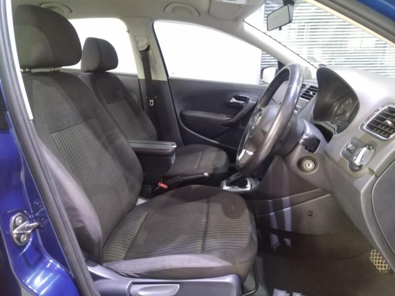 2014 Volkswagen Polo Sedan 1.6 Comfortline Auto For Sale In KZN