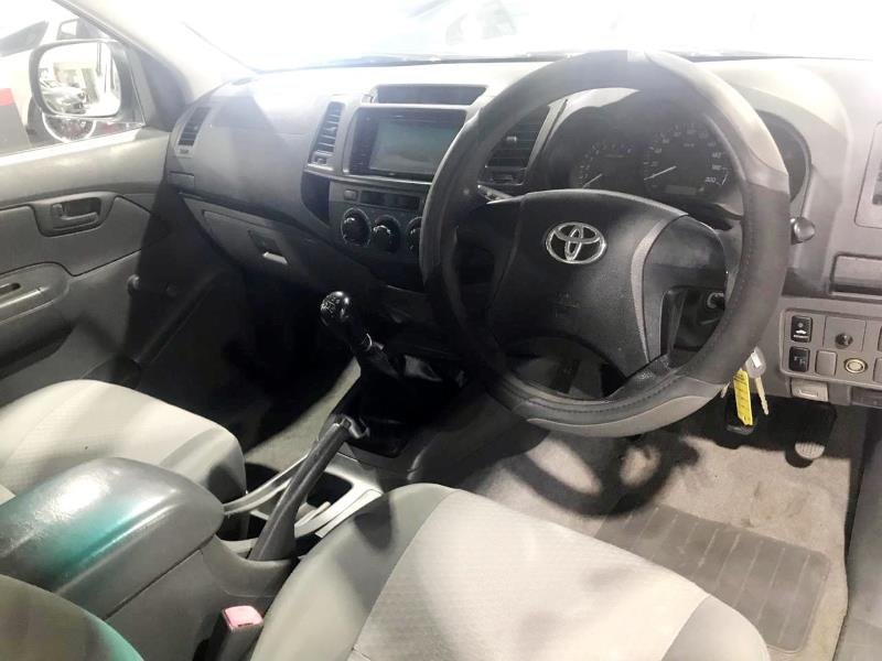 2015 Toyota Hilux 2.0 For Sale In KZN