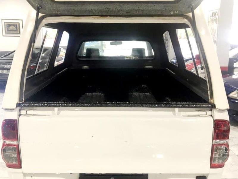 2015 Toyota Hilux 2.0 For Sale In KZN