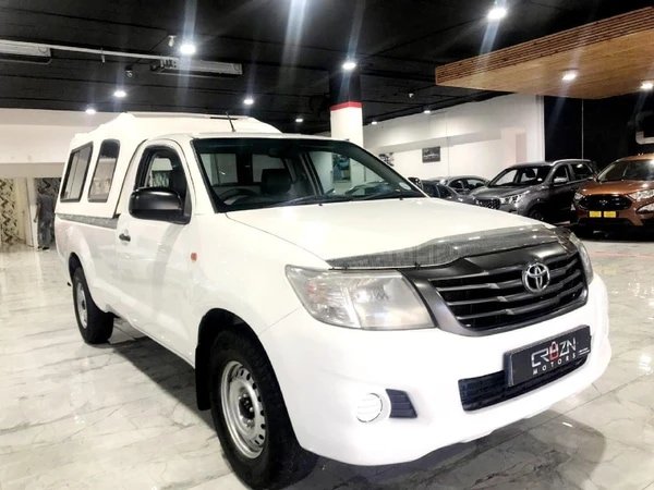 2015 Toyota Hilux 2.0 For Sale In KZN