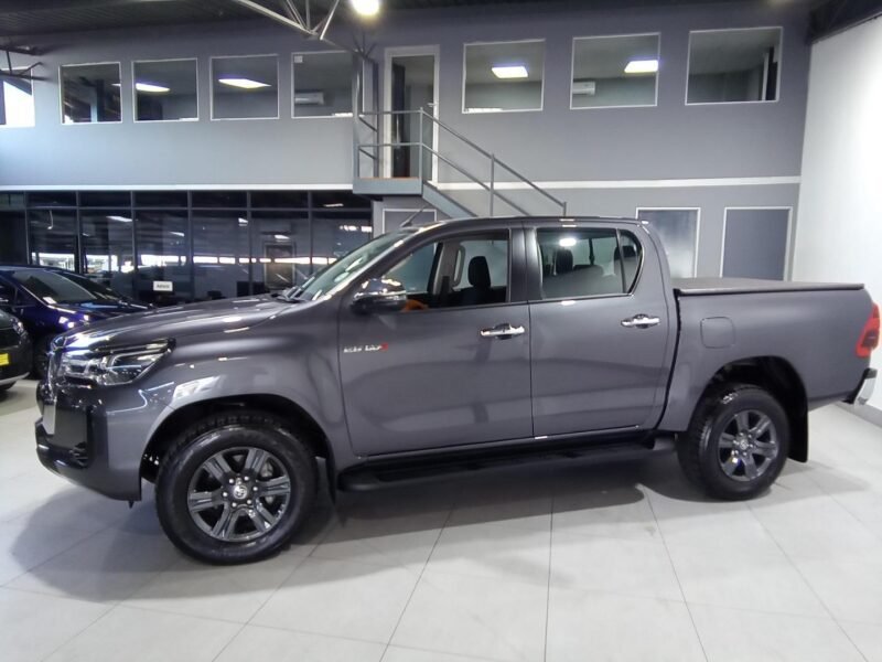 2022 Toyota Hilux 2.8GD-6 double cab Raider auto For Sale In KZN