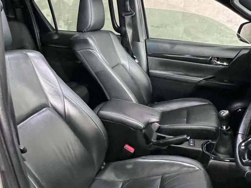 2018 Toyota Hilux 2.8GD-6 Double Cab Raider Dakar For Sale In KZN