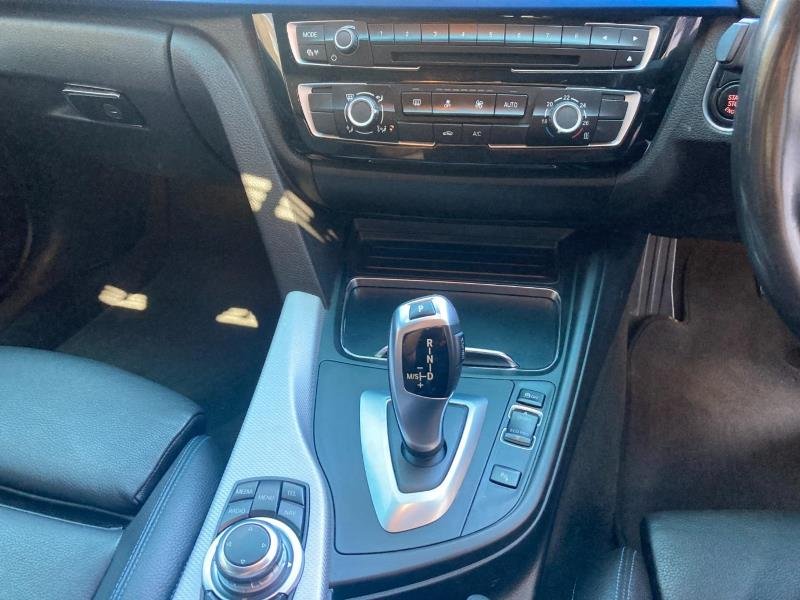 2017 BMW 3 Series 318i M Sport auto For Sale in KZN