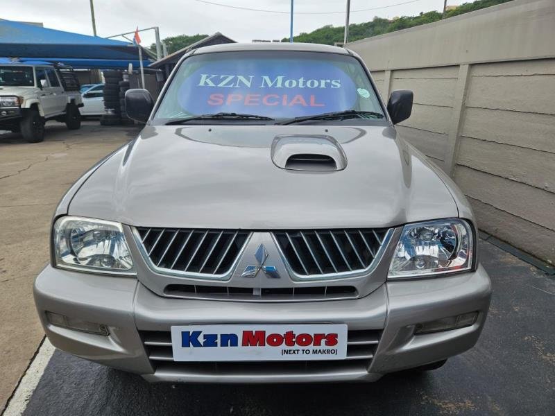 2008 Mitsubishi LCV 2800TDi Clubcab For Sale in KZN