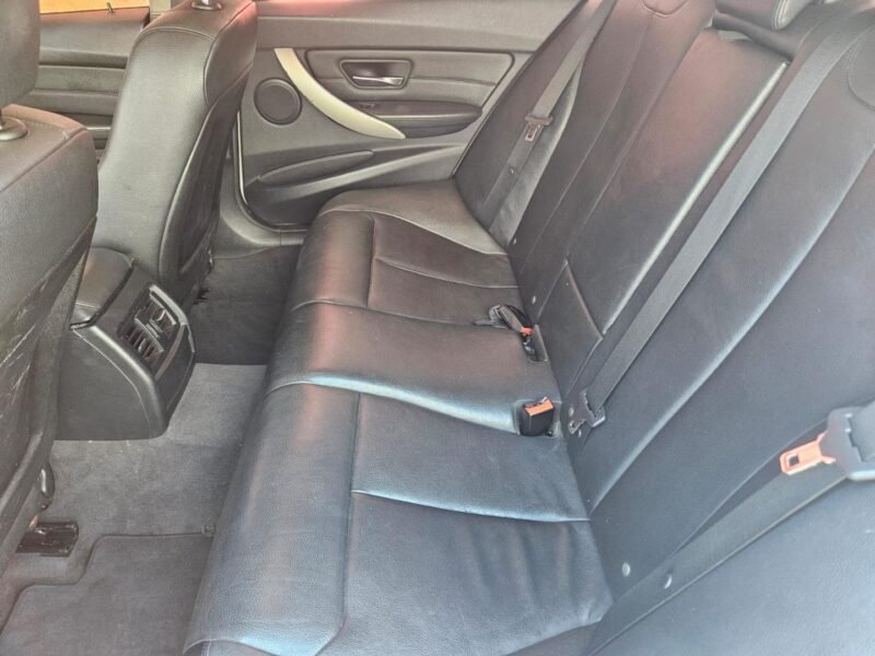 2015 BMW 3 Series 320i auto For Sale in KZN