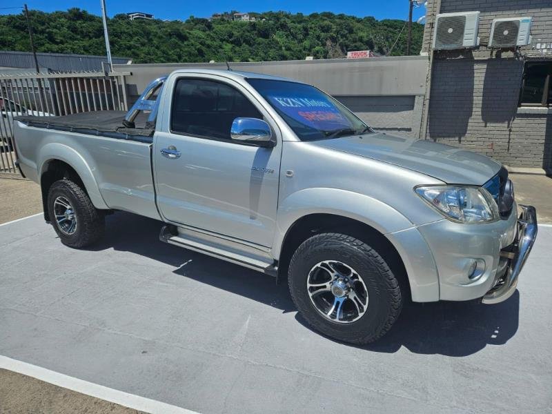 2011 Toyota Hilux 2.7 Raider For Sale in KZN