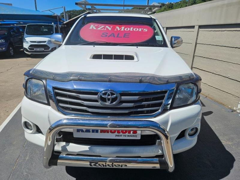 2015 Toyota Hilux 3.0D-4D Xtra Cab Raider Legend 45 For Sale in KZM