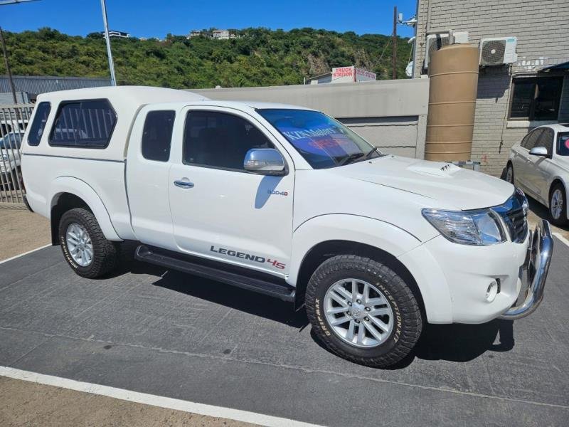 2015 Toyota Hilux 3.0D-4D Xtra Cab Raider Legend 45 For Sale in KZN