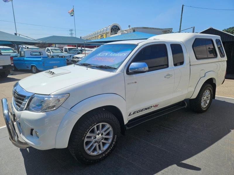 2015 Toyota Hilux 3.0D-4D Xtra Cab Raider Legend 45 For Sale in KZN