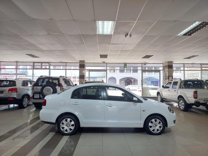 2017 Volkswagen Polo Vivo Sedan 1.6 Trendline For Sale in KZN