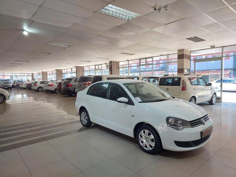 2017 Volkswagen Polo Vivo Sedan 1.6 Trendline For Sale in KZN