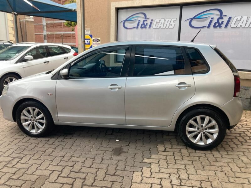 2015 Volkswagen Polo Vivo Hatch 1.4 Trendline Auto For Sale In KZN