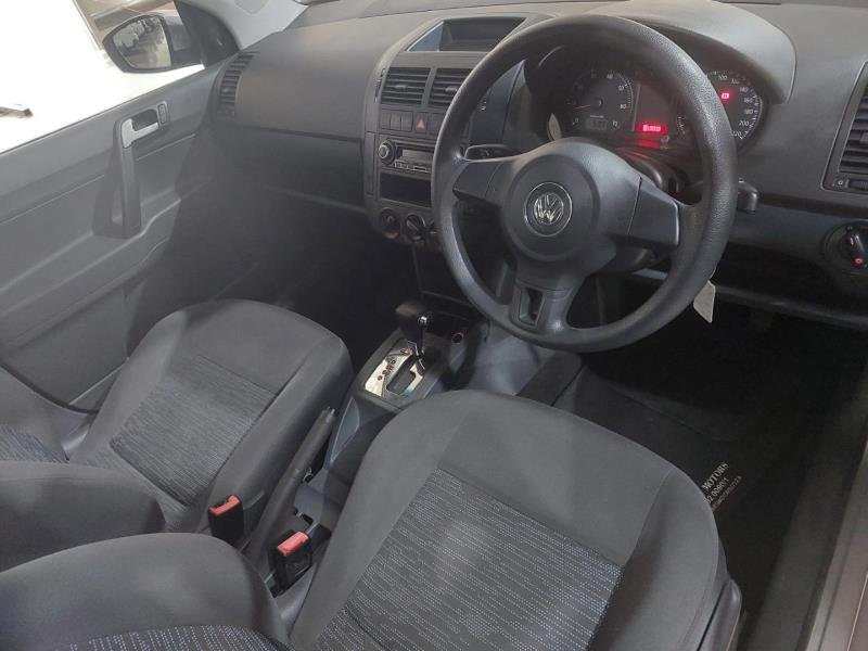 2015 Volkswagen Polo Vivo Sedan 1.4 Trendline Auto For Sale in KZN