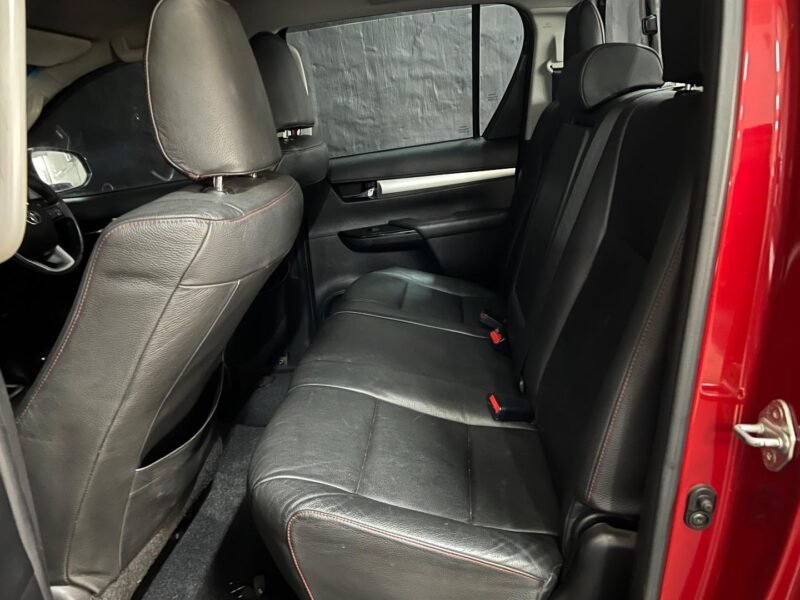 2017 Toyota Hilux 2.8GD-6 double cab Raider auto For Sale In KZN