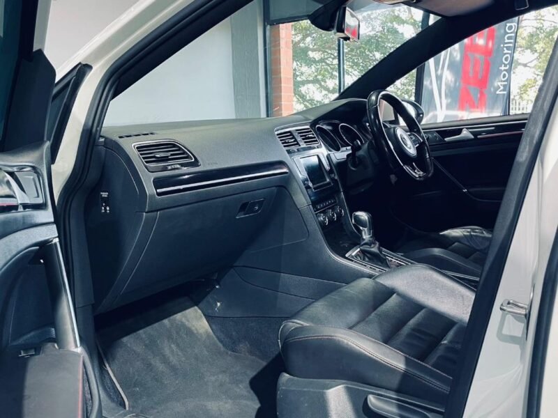 2016 Volkswagen Golf GTi Auto For Sale In KZN