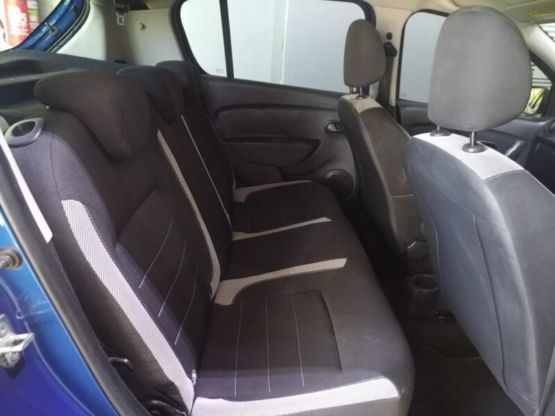 2021 Renault Sandero 900T EXPRESS For Sale In KZN