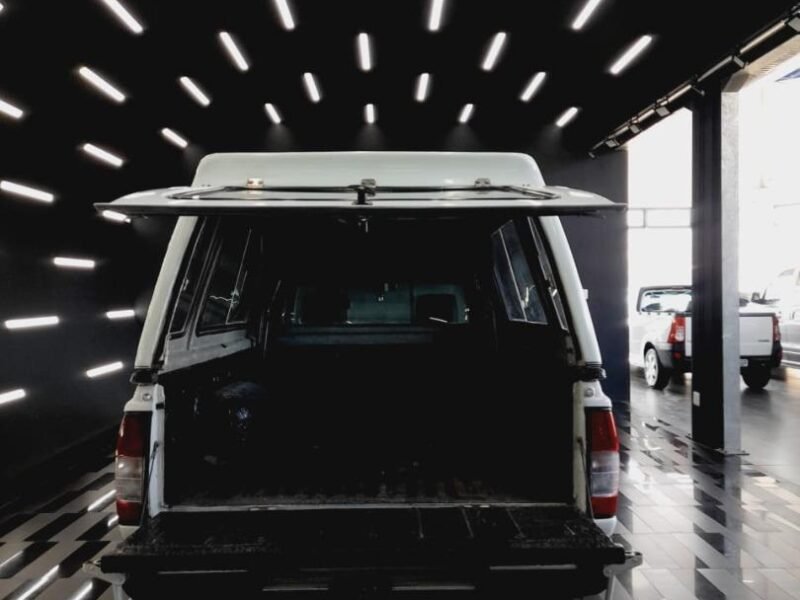 2015 Nissan NP300 Hardbody 2.5TDi Hi-Rider For Sale IN KZN