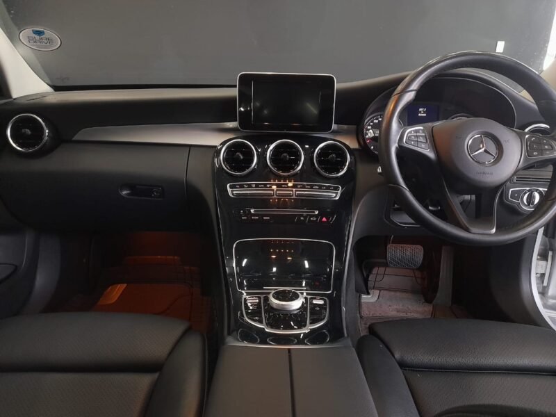 2017 Mercedes-Benz C-Class C180 Auto For Sale IN KZN