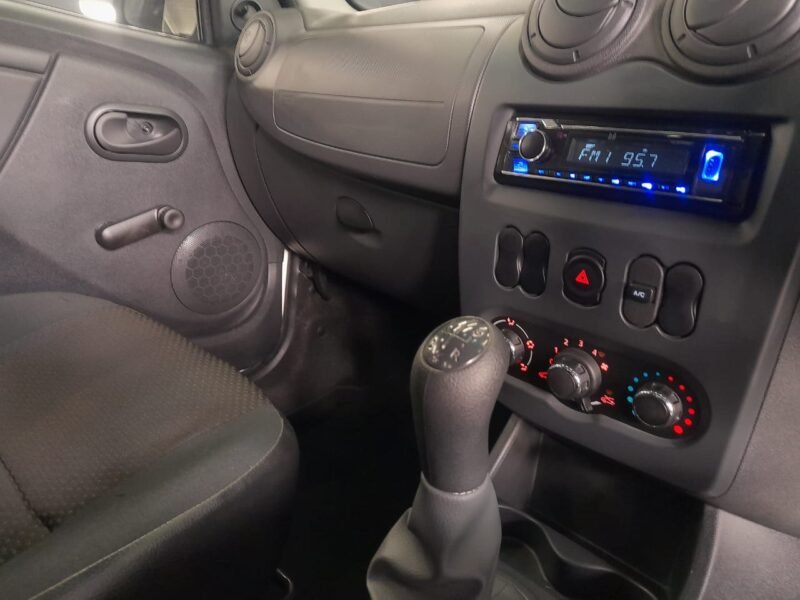 2022 Nissan NP200 1.6i (Aircon) Safety Pack For Sale IN KZN