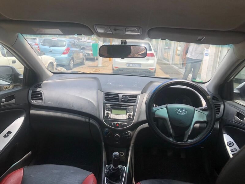 2015 Hyundai Accent Sedan 1.6 Motion For Sale In KZN