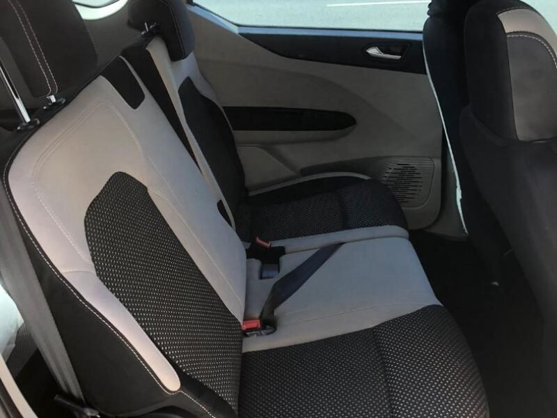 2022 Renault Triber 1.0 Dynamique Auto For Sale In KZN