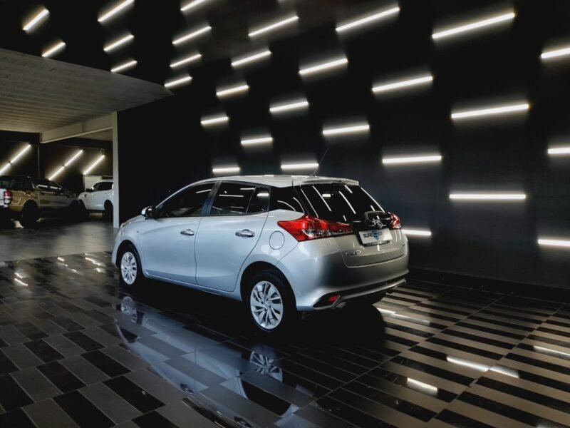 2019 Toyota Yaris 1.5 Xi For Sale IN KZN