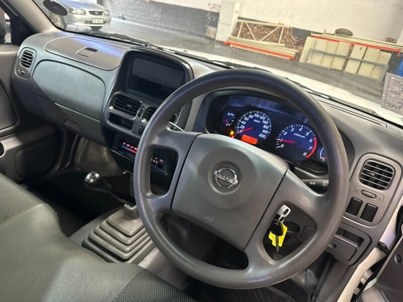 2018 Nissan NP300 Hardbody 2.0 For Sale In KZN