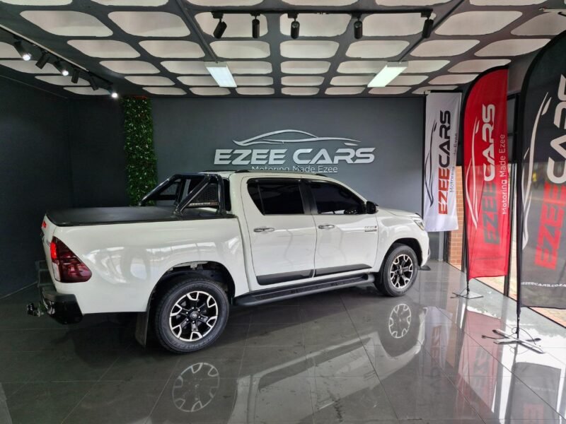 2019 Toyota Hilux 2.8GD-6 Double Cab 4x4 Legend 50 For Sale In KZN