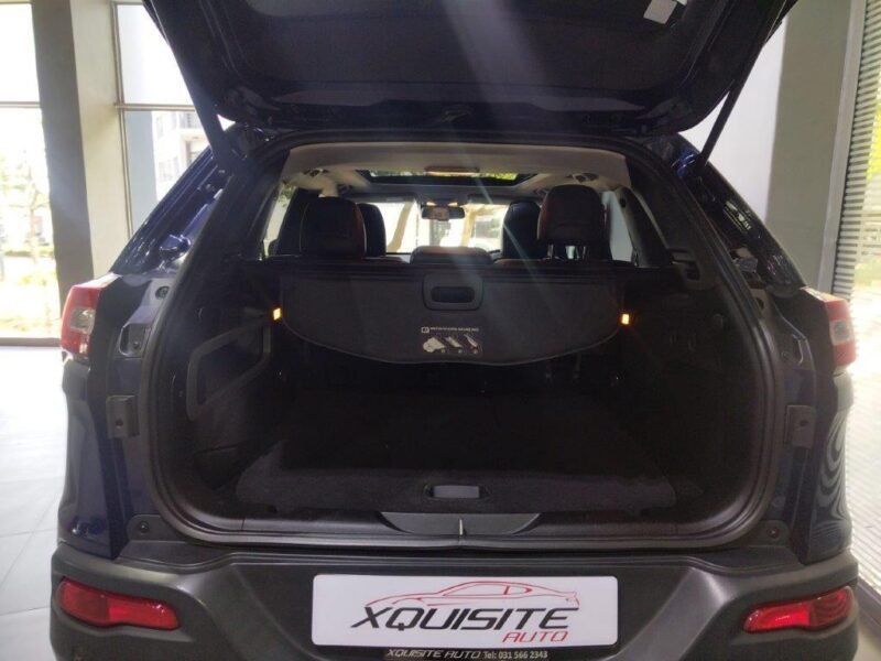 2015 Jeep Cherokee 3.2L 4x4 Limited For Sale In KZN