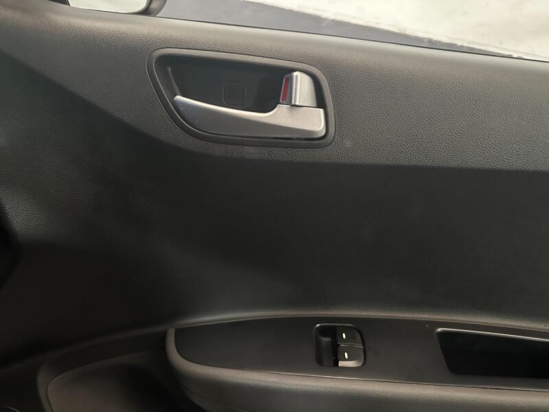 2019 Hyundai Grand i10 1.0 Auto For Sale In KZN