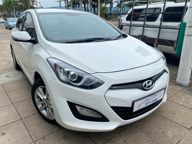 2014 Hyundai i30 1.8 Executive For Sale In KZN