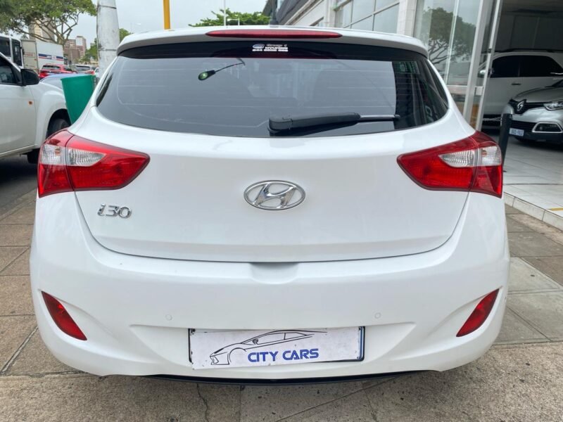 2014 Hyundai i30 1.8 Executive For Sale In KZN
