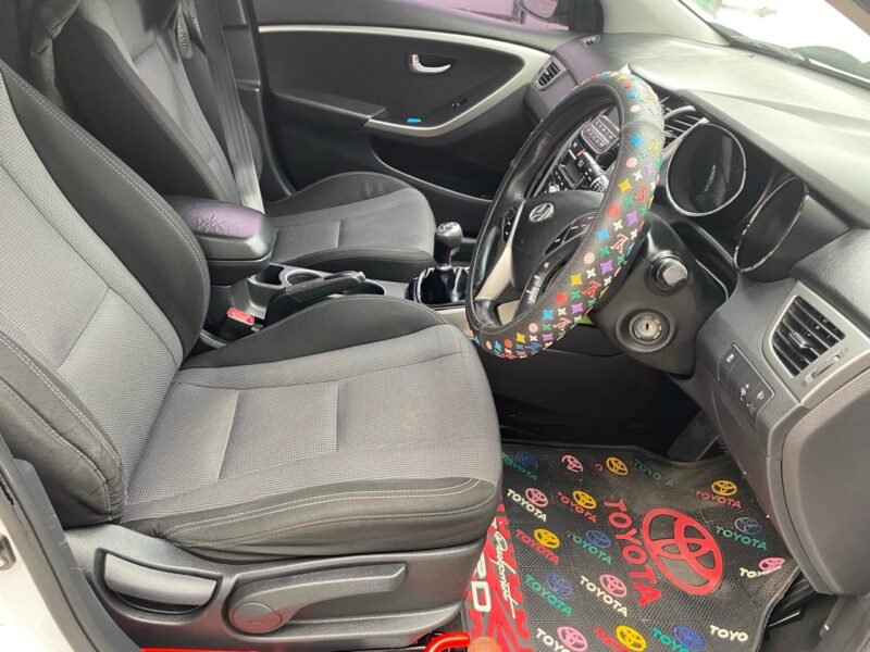 2014 Hyundai i30 1.8 Executive For Sale In KZN