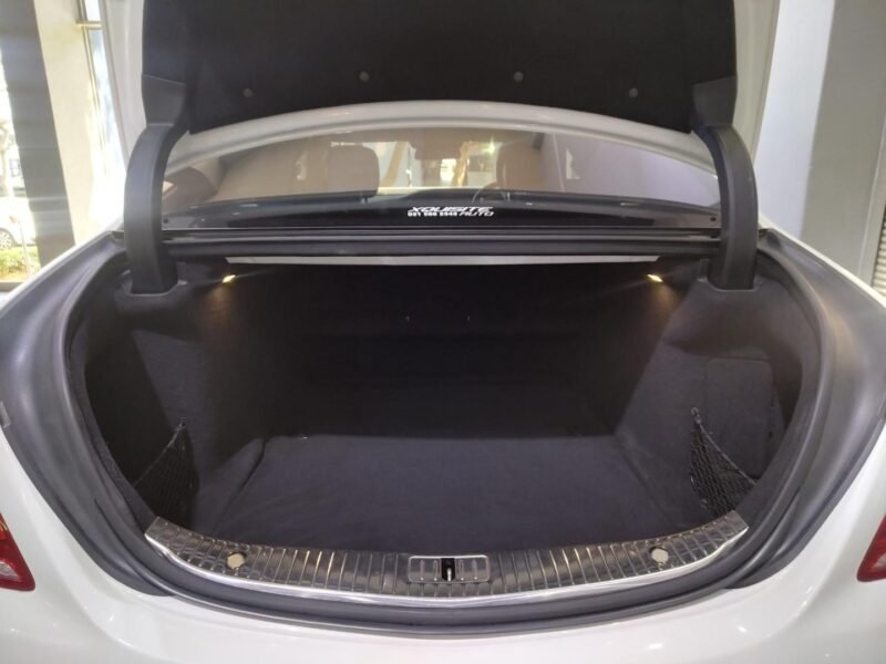 2015 Mercedes-Benz S-Class S500 L For Sale In KZN