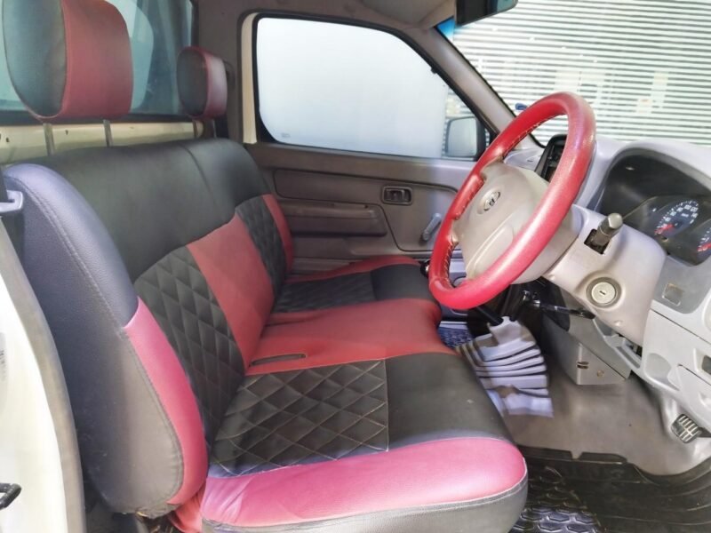 2017 Nissan NP300 Hardbody 2.0 Mid For Sale In KZN