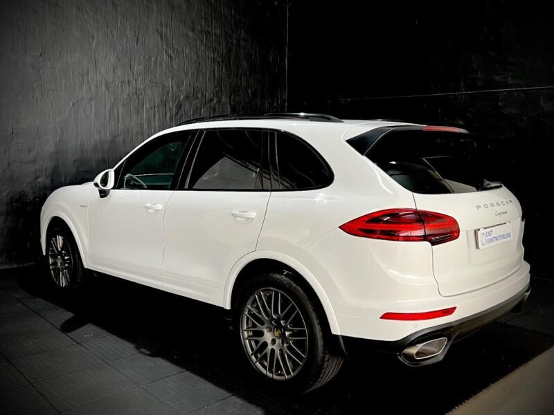 2017 Porsche Cayenne Diesel Platinum Edition For Sale In KZN