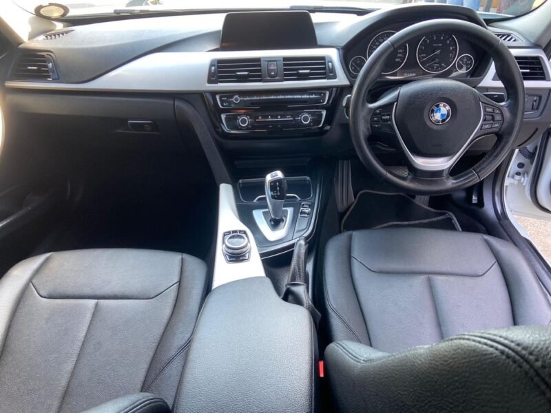 2017 BMW 3 Series 318i M Sport auto For Sale In KZN