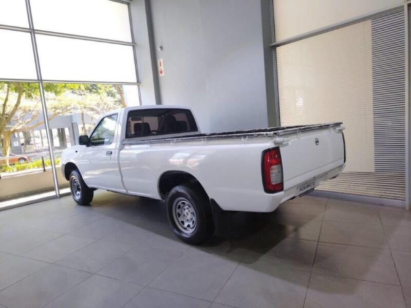 2017 Nissan NP300 Hardbody 2.0 Mid For Sale In KZN