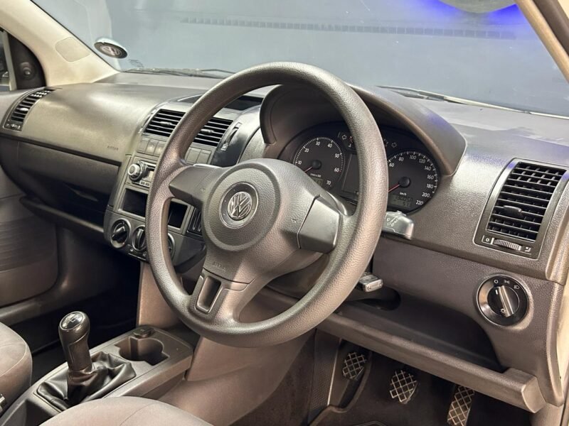 2014 Volkswagen Polo Vivo 5-Door 1.4 Trendline For Sale In KZN