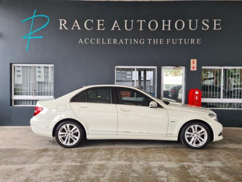 2012 Mercedes-Benz C-Class C180 Avantgarde Auto For Sale In KZN