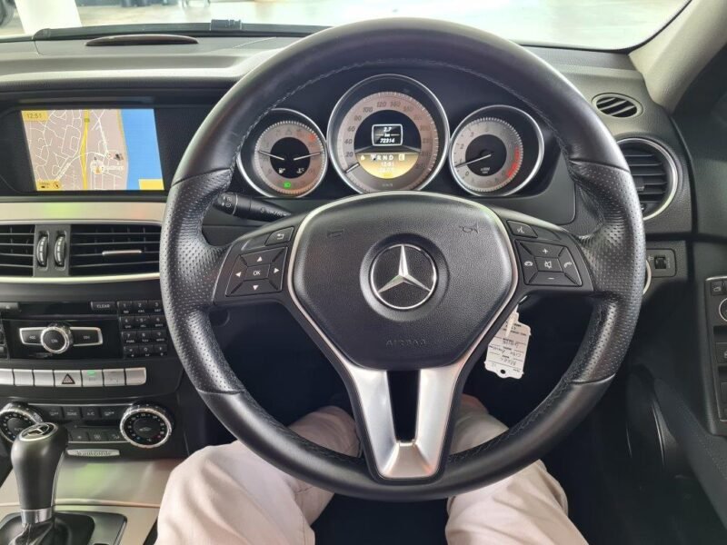 2012 Mercedes-Benz C-Class C180 Avantgarde Auto For Sale In KZN