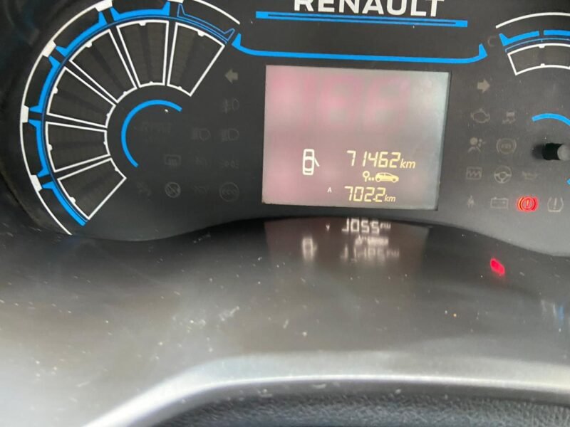 2022 Renault Triber 1.0 Dynamique For Sale In KZN
