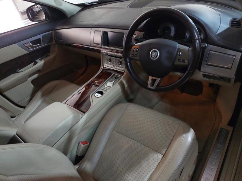 2009 Jaguar XF 3.0 Premium Luxury For Sale in KZN