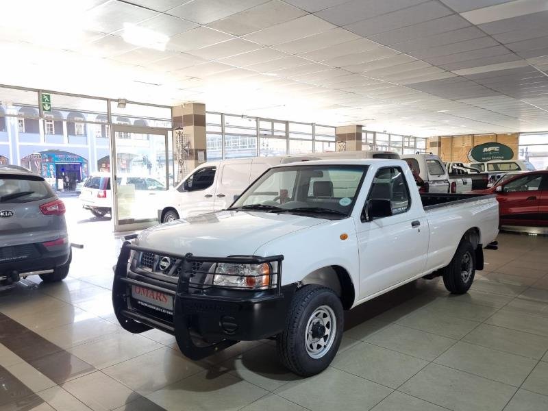 2017 Nissan NP300 Hardbody 2.0 (Aircon) For Sale in KZN