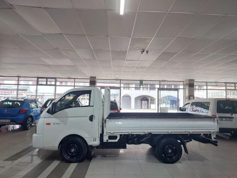 2017 Hyundai H-100 Bakkie 2.6D Chassis Cab For Sale in KZN