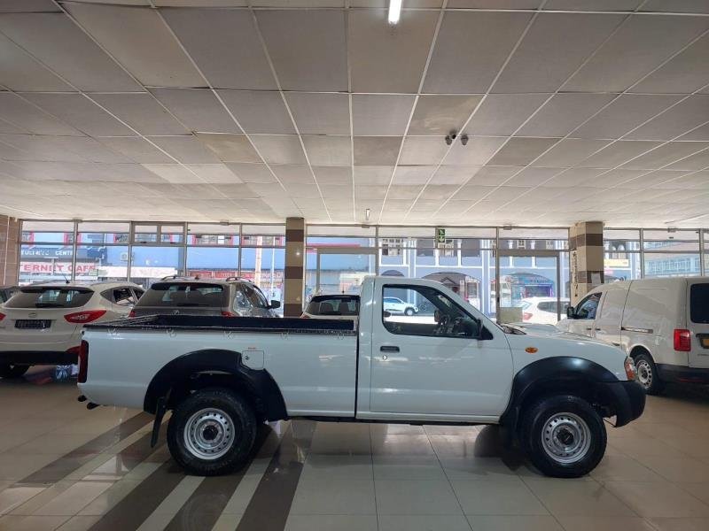 2019 Nissan NP300 Hardbody 2.5TDi 4x4 Mid For Sale in KZN