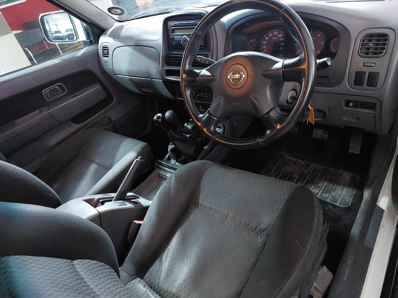 2019 Nissan NP300 Hardbody 2.5TDi Double Cab 4x4 For Sale in KZN