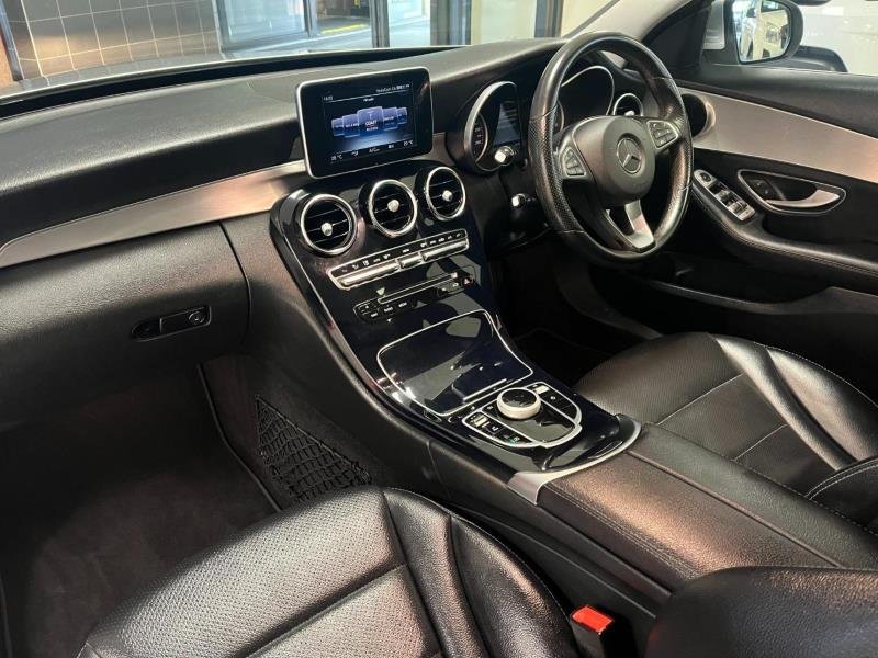2016 Mercedes-Benz C-Class C180 Avantgarde Auto For Sale in KZN